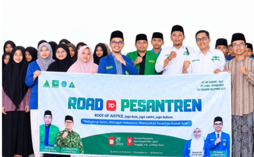 Foto bersam peserta, santri dan narasumber